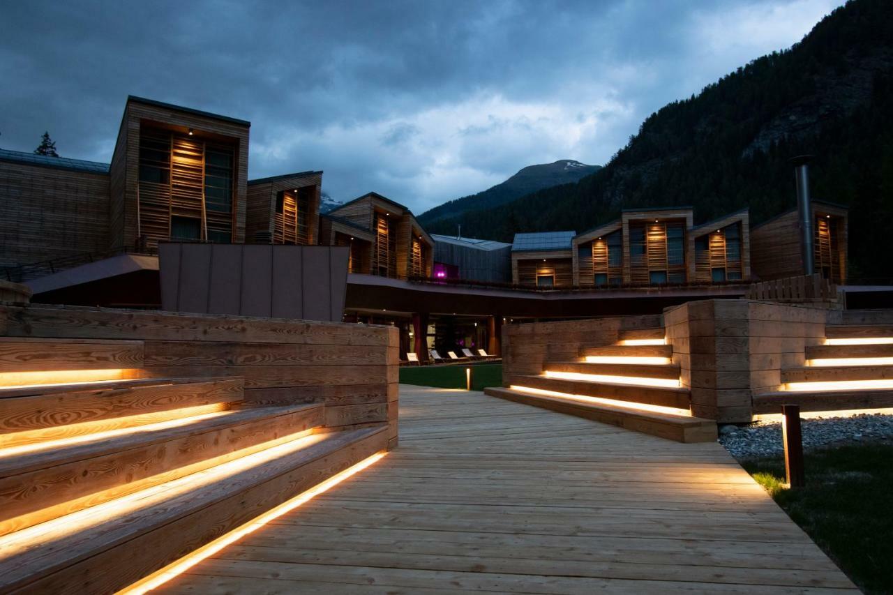 Aethos Monterosa Hotel Champoluc Exterior photo